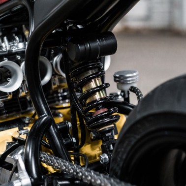 ed_turner_motorcycles_suzuki_gsx_1100_cc_desert_eagle_22