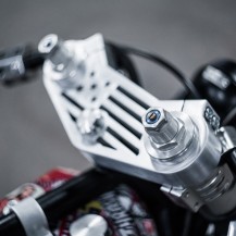 ed_turner_motorcycles_suzuki_gsx_1100_cc_desert_eagle_11